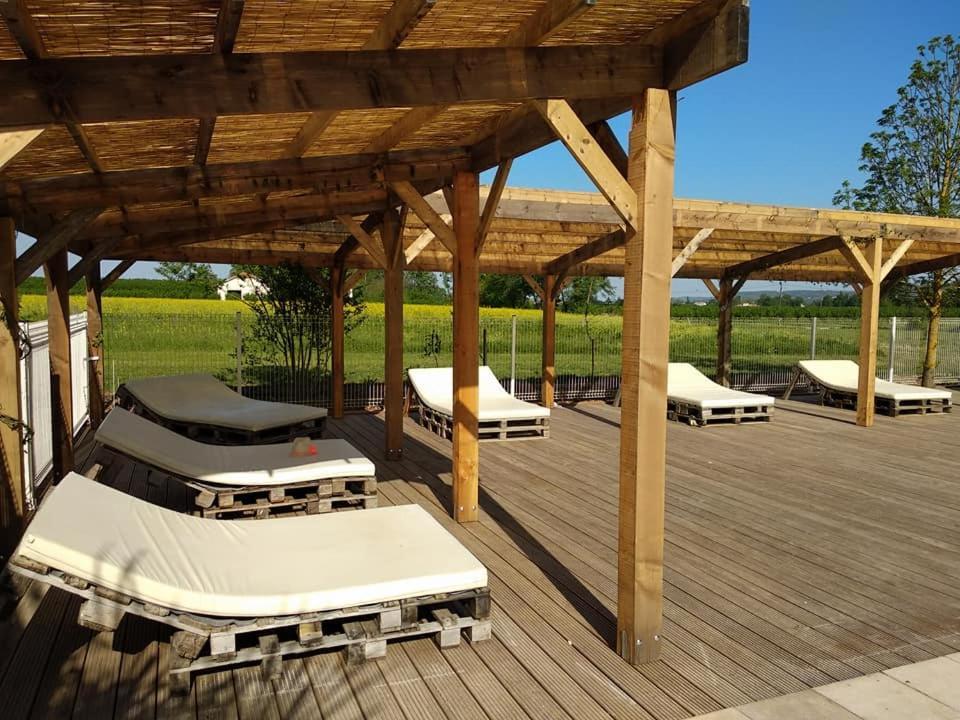 Domaine Ramonjavel, Glamping & Alpaca'S Bed & Breakfast Fongrave Bagian luar foto