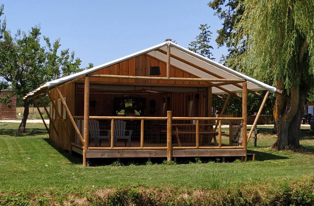Domaine Ramonjavel, Glamping & Alpaca'S Bed & Breakfast Fongrave Bagian luar foto