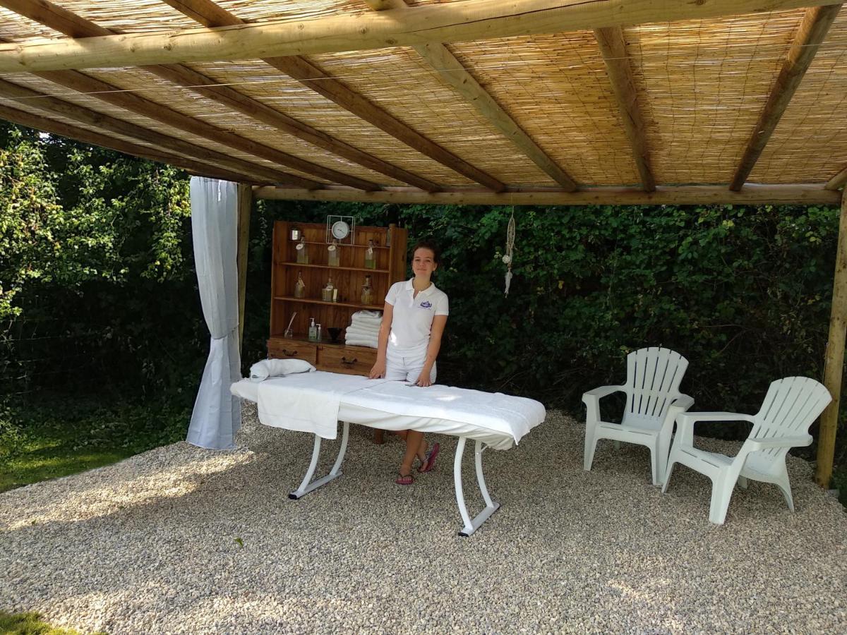 Domaine Ramonjavel, Glamping & Alpaca'S Bed & Breakfast Fongrave Bagian luar foto