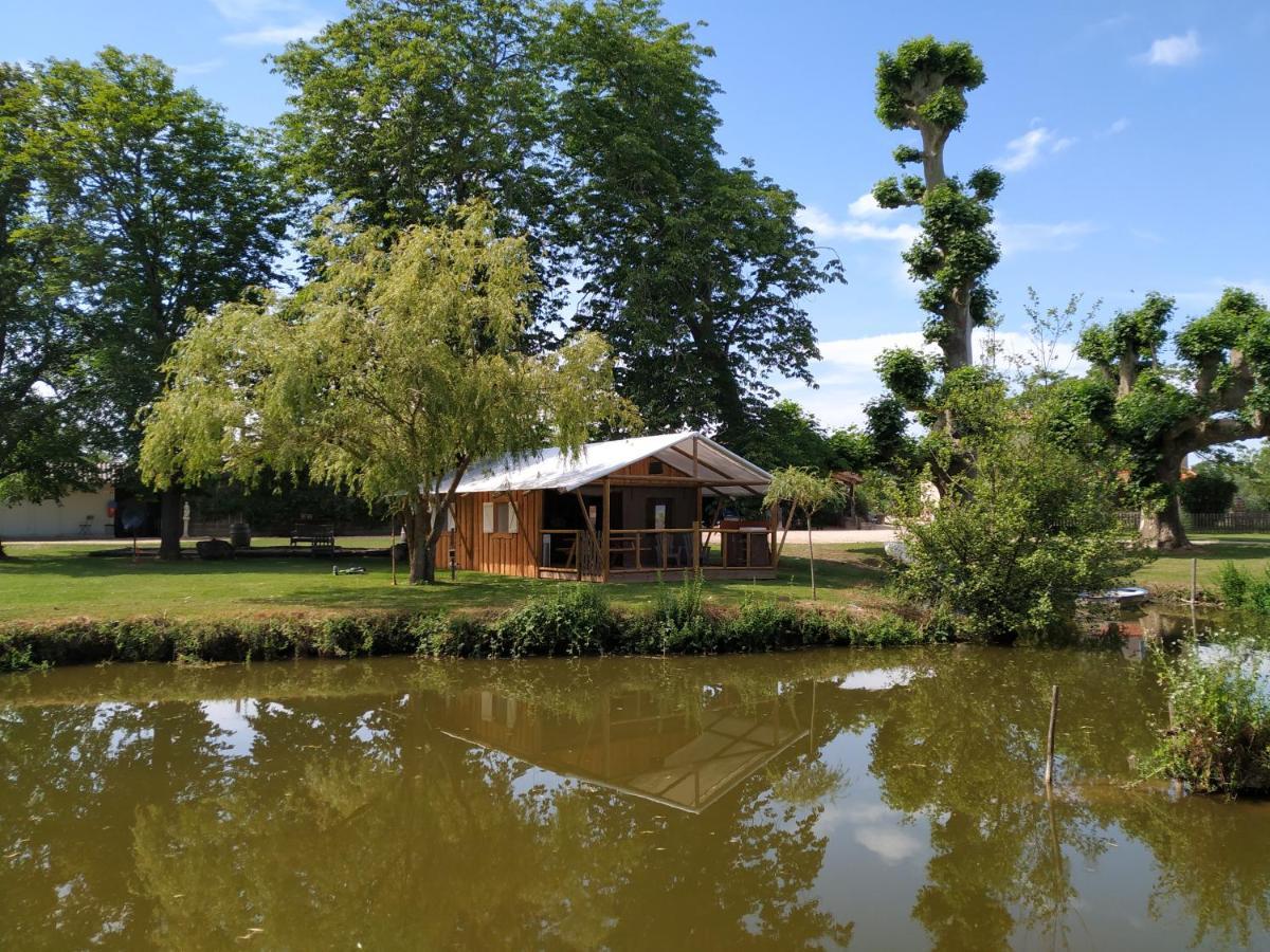 Domaine Ramonjavel, Glamping & Alpaca'S Bed & Breakfast Fongrave Bagian luar foto